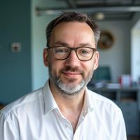 Bild zu Sebastian Sepp Chirurg Spezialist für Unfallchirurgie, Handchirurgie und Arthroskopie